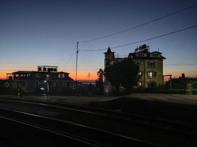Summer Hill Railway Station thumb 8