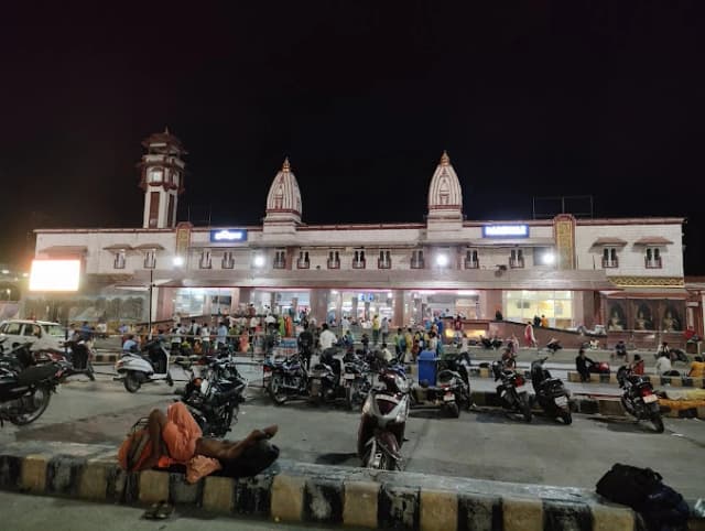 Haridwar Bus Stand thumb 5