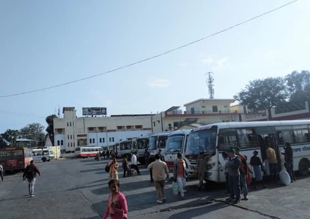 Haridwar Bus Stand thumb 6
