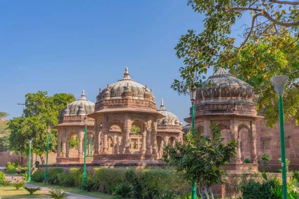 Mandore Garden thumb 2
