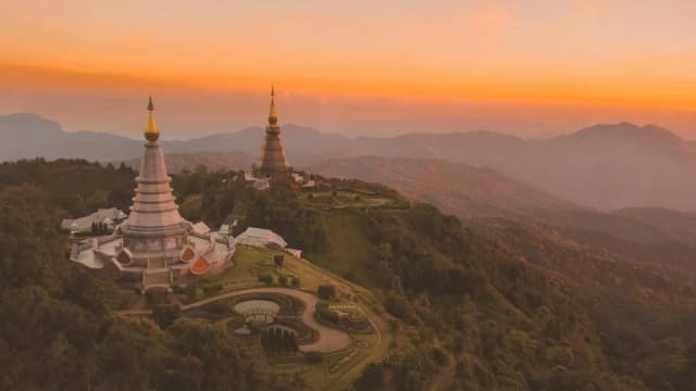 Doi Inthanon National Park, Chiang Mai thumb 4