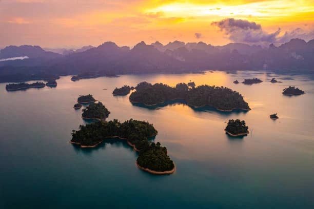 Ratchaprapha Dam, Surat Thani thumb 2
