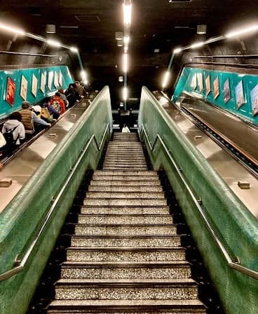 Quarry Bay Metro Station thumb 5