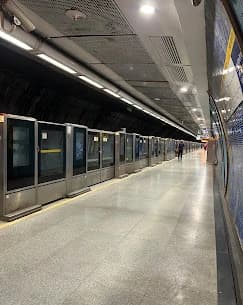 Chawri Bazar Metro Station 6