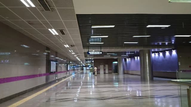 Greater Kailash Delhi Metro Station thumb 2