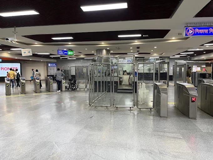 ITO Metro Station 5