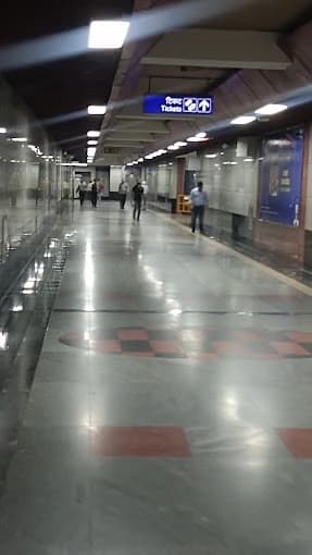 ITO Metro Station thumb 2