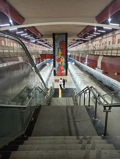 Jawaharlal Nehru Stadium Delhi Metro Station thumb 3