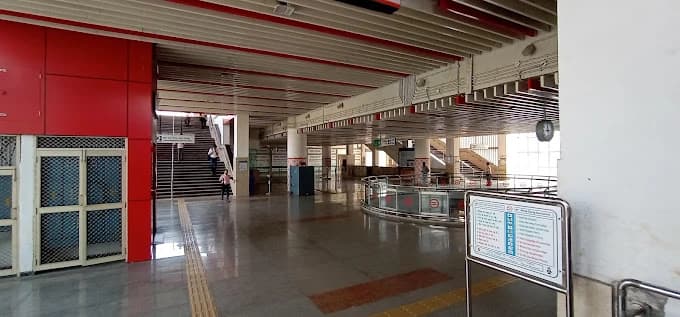 Jhil Mil Delhi Metro Station 3