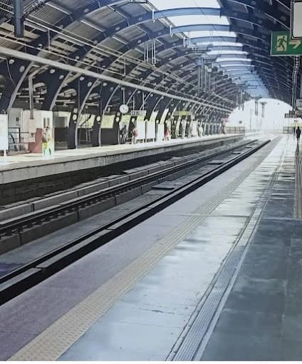 Kaushambi Delhi Metro Station thumb 3