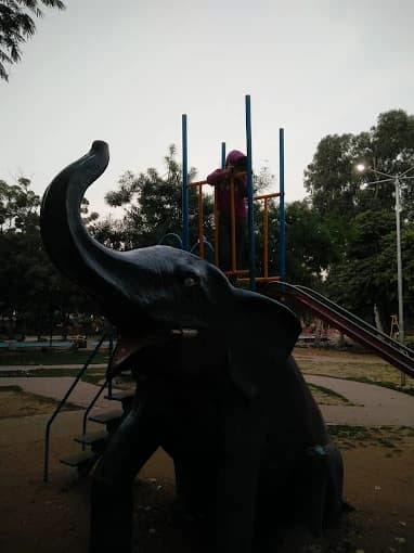 Pondrik Park thumb 4