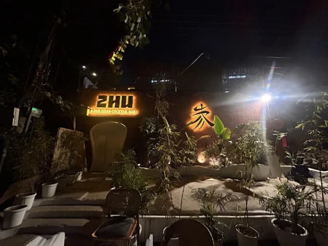 Zhu Cocktail Bar thumb 5