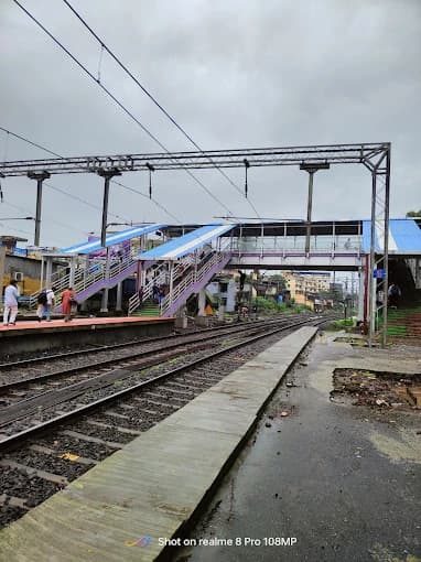 Badlapur Railway Station thumb 3