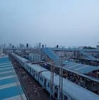 Bandra Railway Station 3