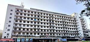 Churchgate Railway Station thumb 3