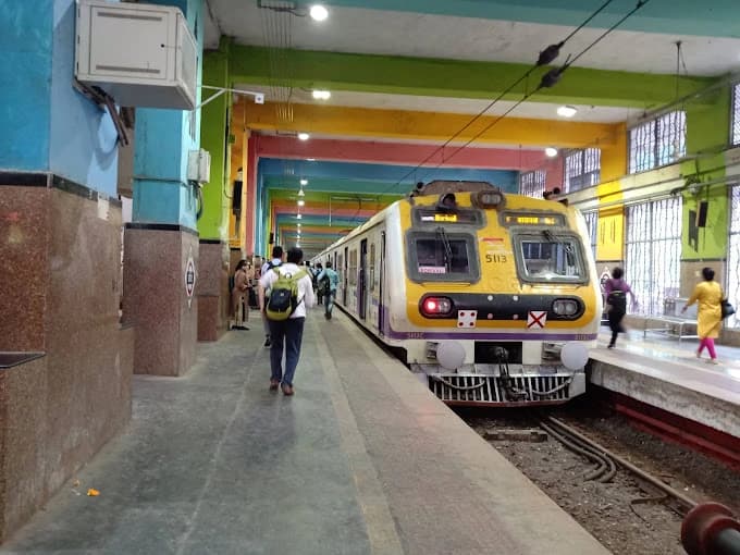 Churchgate Railway Station 5