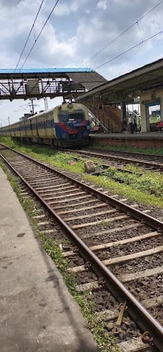 Juchandra Railway Station 4