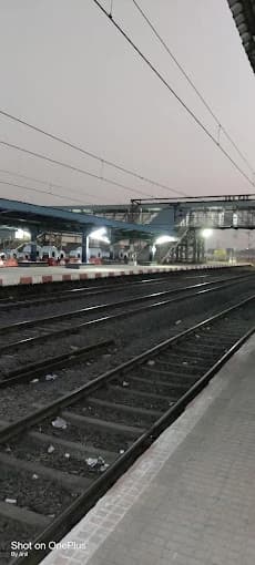 Kalamboli Railway Station thumb 4