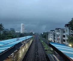 Malad Railway Station 5