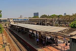 Prabhadevi Railway Station 2