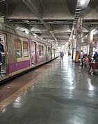 Vashi Railway Station thumb 1