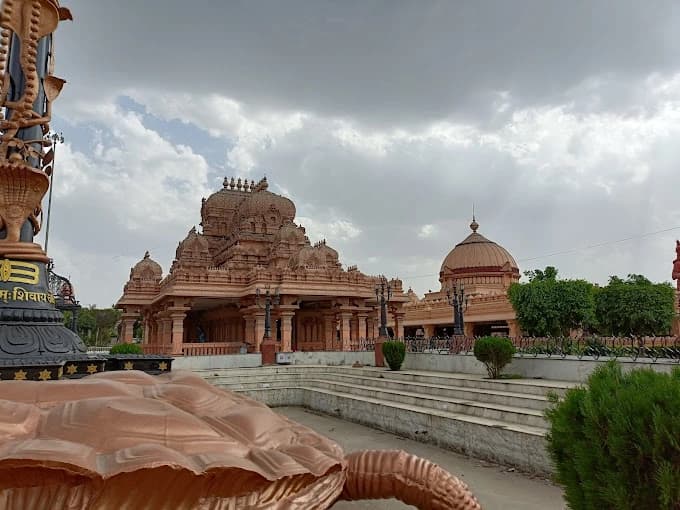 Chattarpur Mandir 2