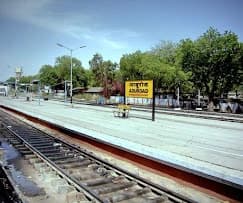 Abu Road Railway Station 6