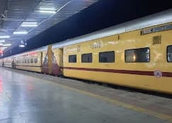 Abu Road Railway Station 5