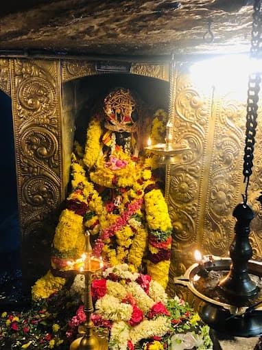 Shri Gavi Gangadhareshwara Swamy Temple 1