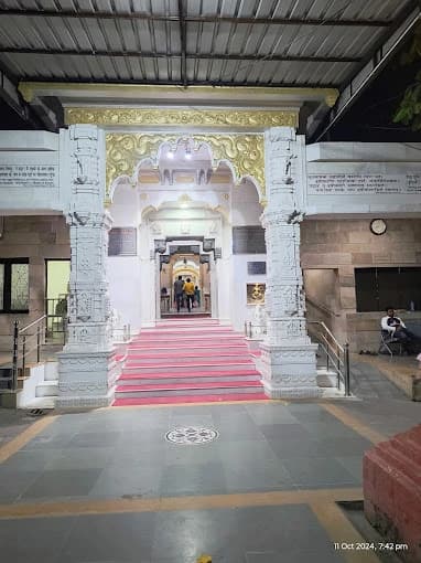 Gurdwara Sri Hemkund Sahib, Rishikesh UK 6