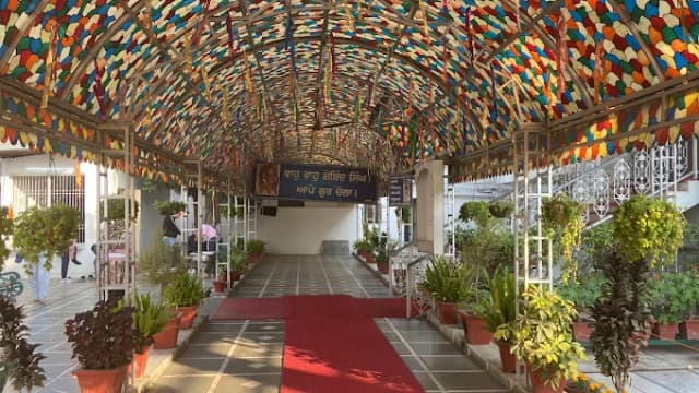 Gurdwara Sri Hemkund Sahib, Rishikesh UK thumb 3