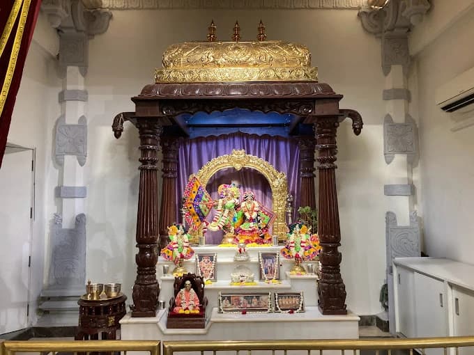 Hare Krishna Golden Temple 2