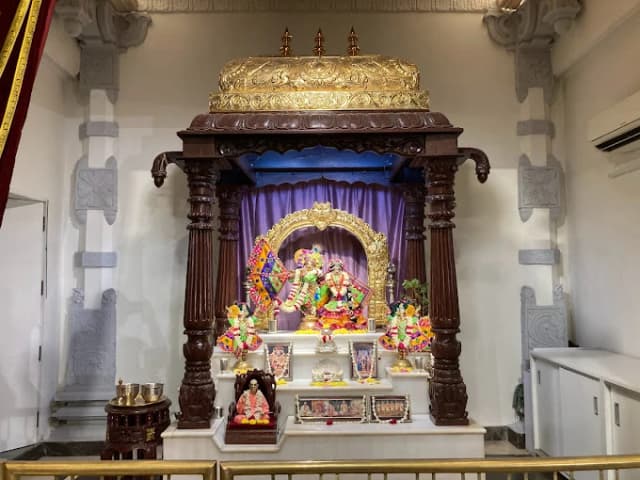Hare Krishna Golden Temple thumb 2