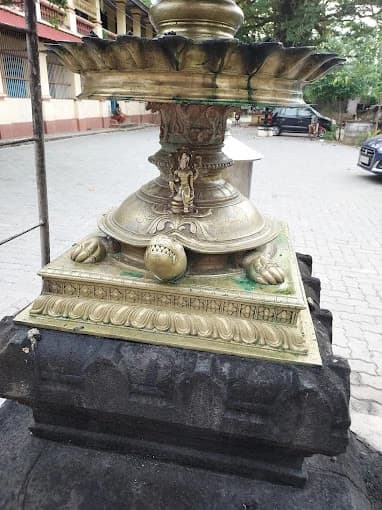 Sree Poornathrayeesa Temple thripunithura 4