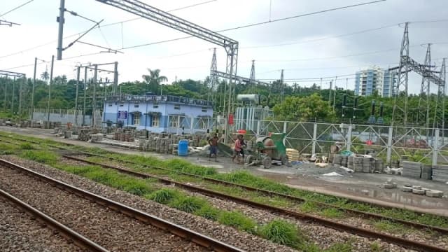 Kannur South Railway Station thumb 4