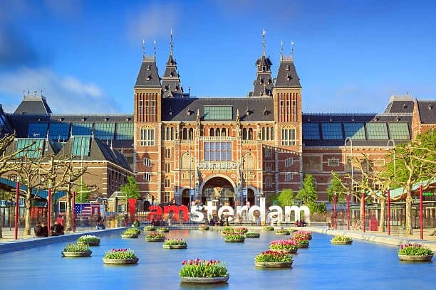 Amsterdam Travel Guide 2025