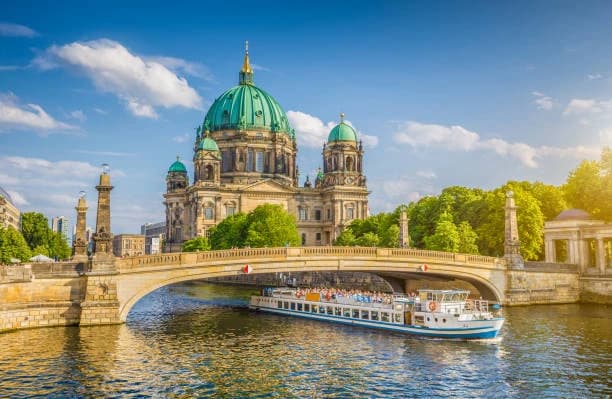 Berlin Travel Guide 2025