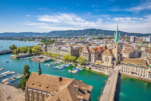 Zürich Travel Guide 2025