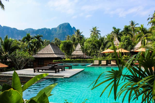 Explore Unforgettable Stays Worldwide with HECT India's International Hotel Booking