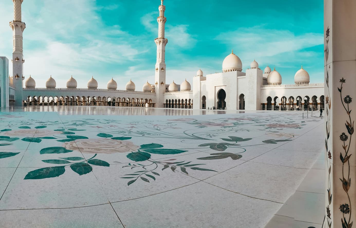 Grand Mosque Abu Dhabi: A Symbol of Magnificence and Grace