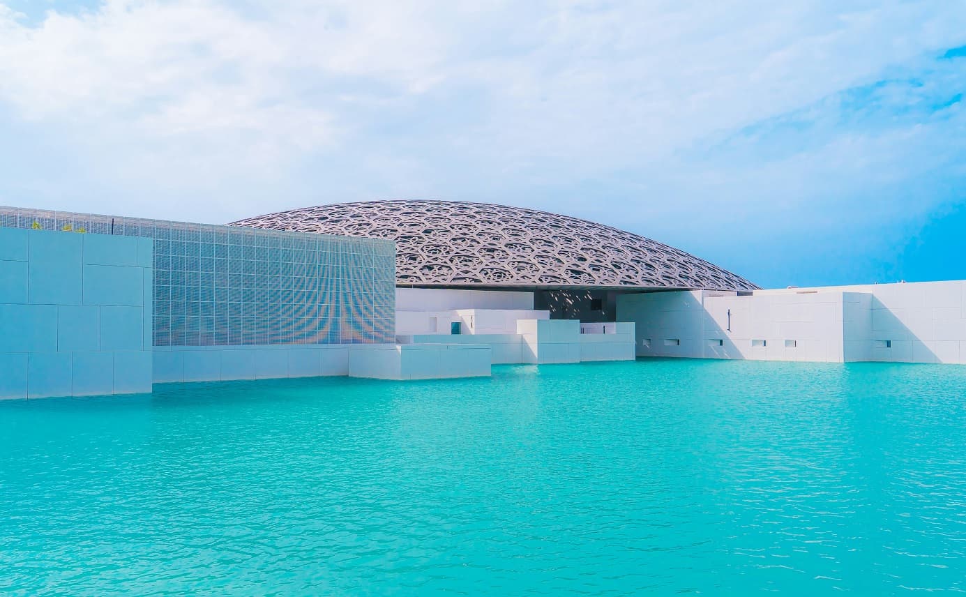Louvre Abu Dhabi: A Fusion of Art, Culture, and Architecture