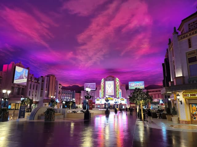 Warner Bros. World Abu Dhabi
