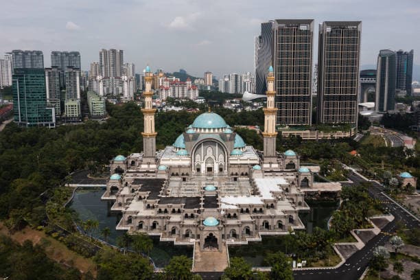 Masjid Wilayah Persekutuan (The Federal Territory Mosque) Kaula Lumpur