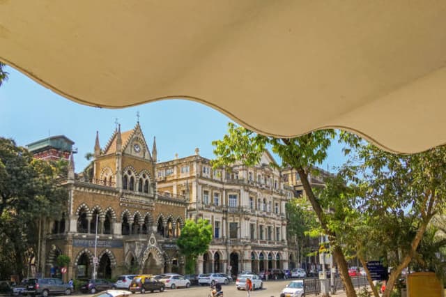 Jehangir Art Gallery Mumbai