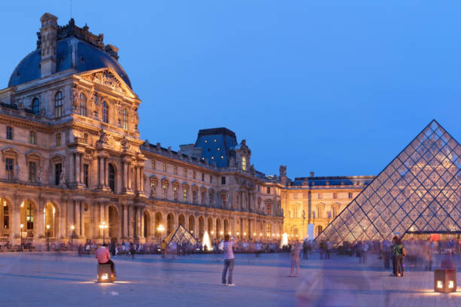 The Louvre Museum (Musée du Louvre) Paris