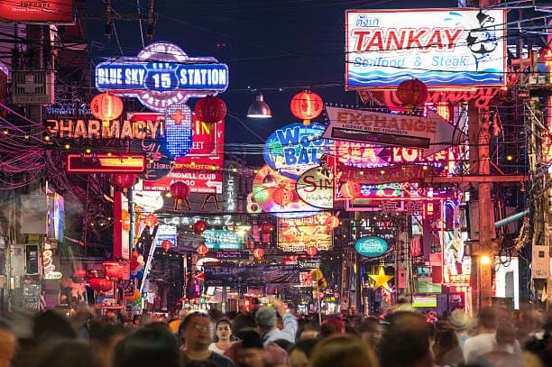 Walking Street thumb 2