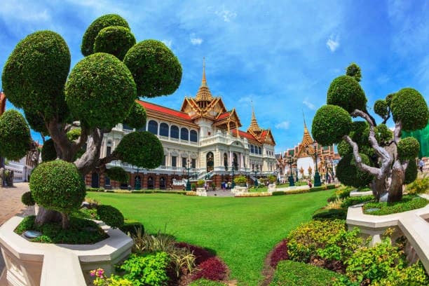 The Grand Palace thumb 2