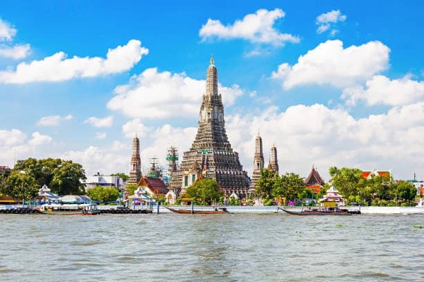 Wat Arun Ratchawararam Ratchawaramahawihan 1