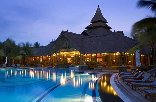 5 Unbelievable Hotels Around the World You Have to See to Believe